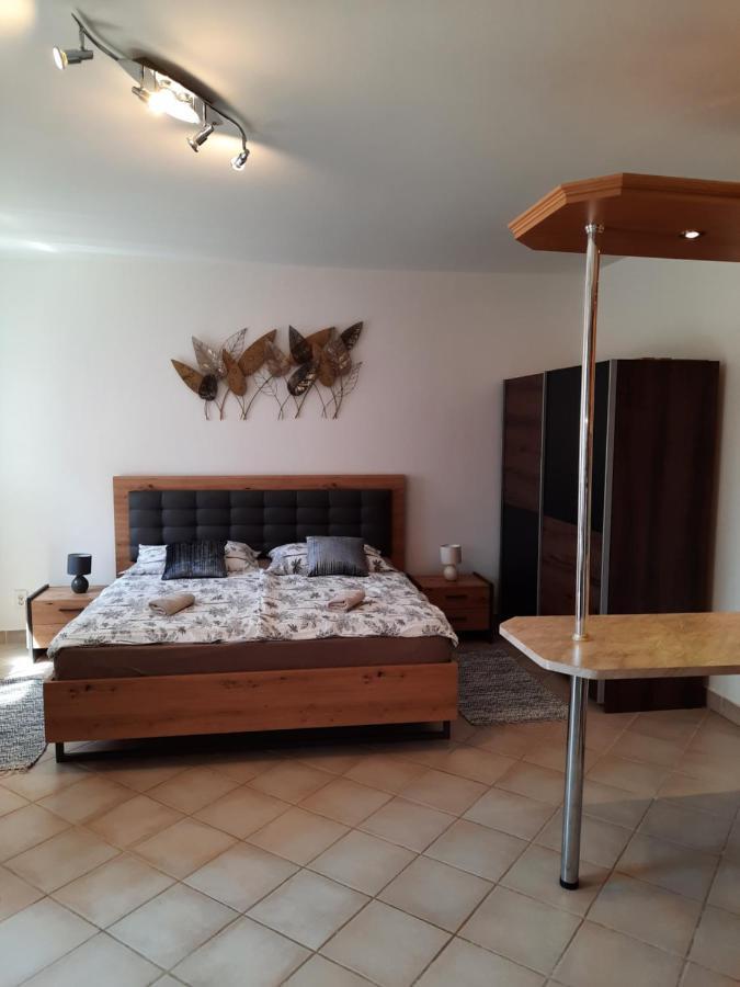 Apartament Crazy Frog Gambrinusz II. Hajdúszoboszló Zewnętrze zdjęcie