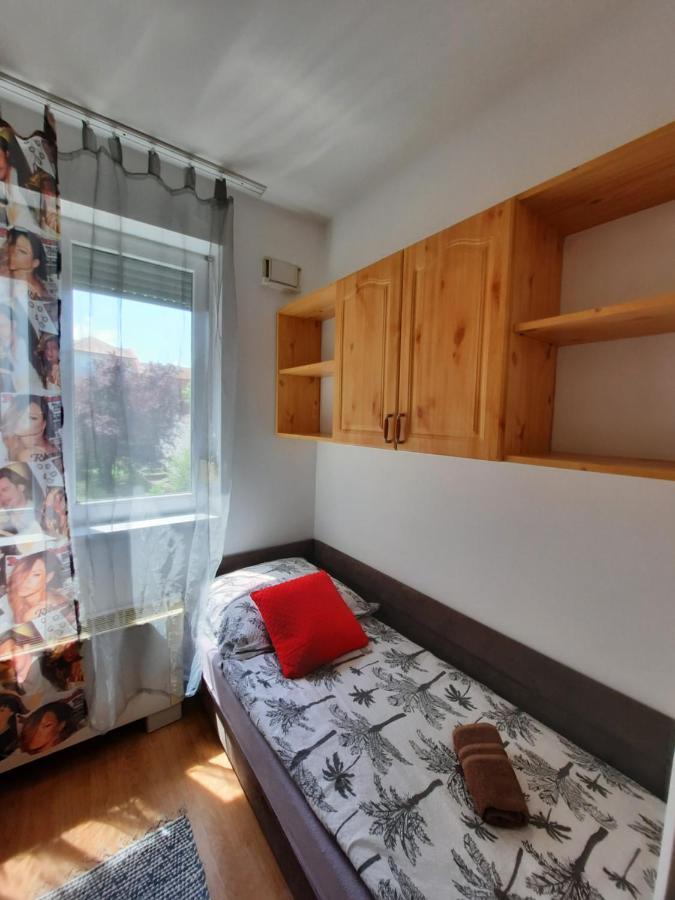 Apartament Crazy Frog Gambrinusz II. Hajdúszoboszló Zewnętrze zdjęcie